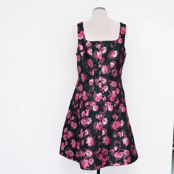 Lilly Pulitzer |  Leya Jacquard Dress - Picture 3 of 15